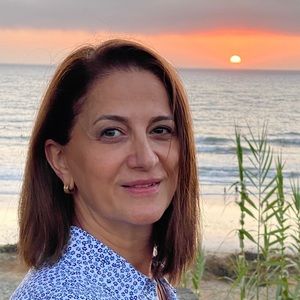 Meet your Posher, Stella